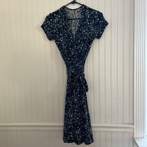 Garnet Hill Blue Teal Floral Patterned Wrap Dress